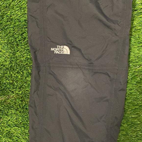 The North Face Trackpants - Picture 4 of 6